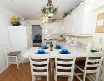Anna Maria Beach Cottages Anna Maria Island Exterior foto